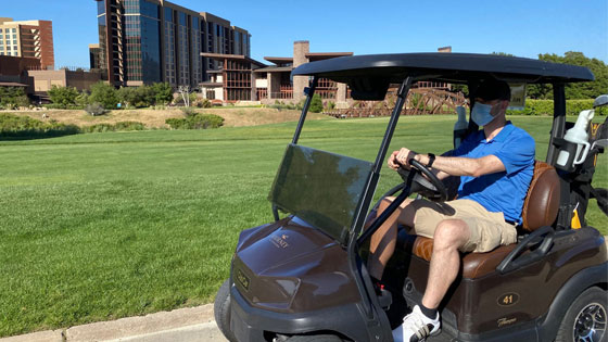 wearing a mask at journey at pechanga