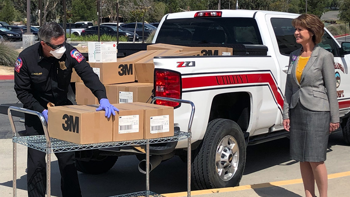 Pechanga Team Members donating N95 masks to local hospital staff