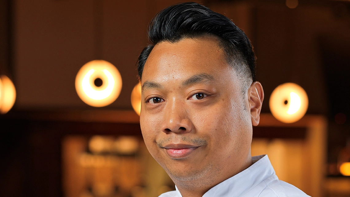 Kelsey's - Chef Emmanuel Inocencio